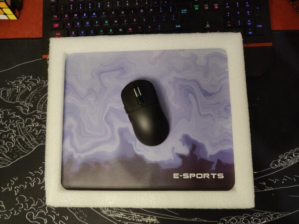 Glass Mousepad 30 * 25 CM E-Sports Design